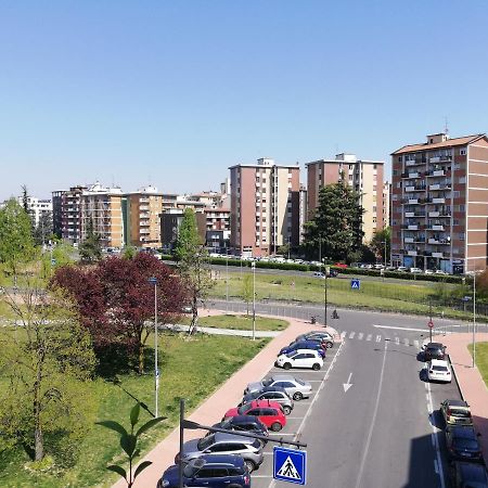 Sweet Home Milano B&B San Donato Milanese Exterior foto